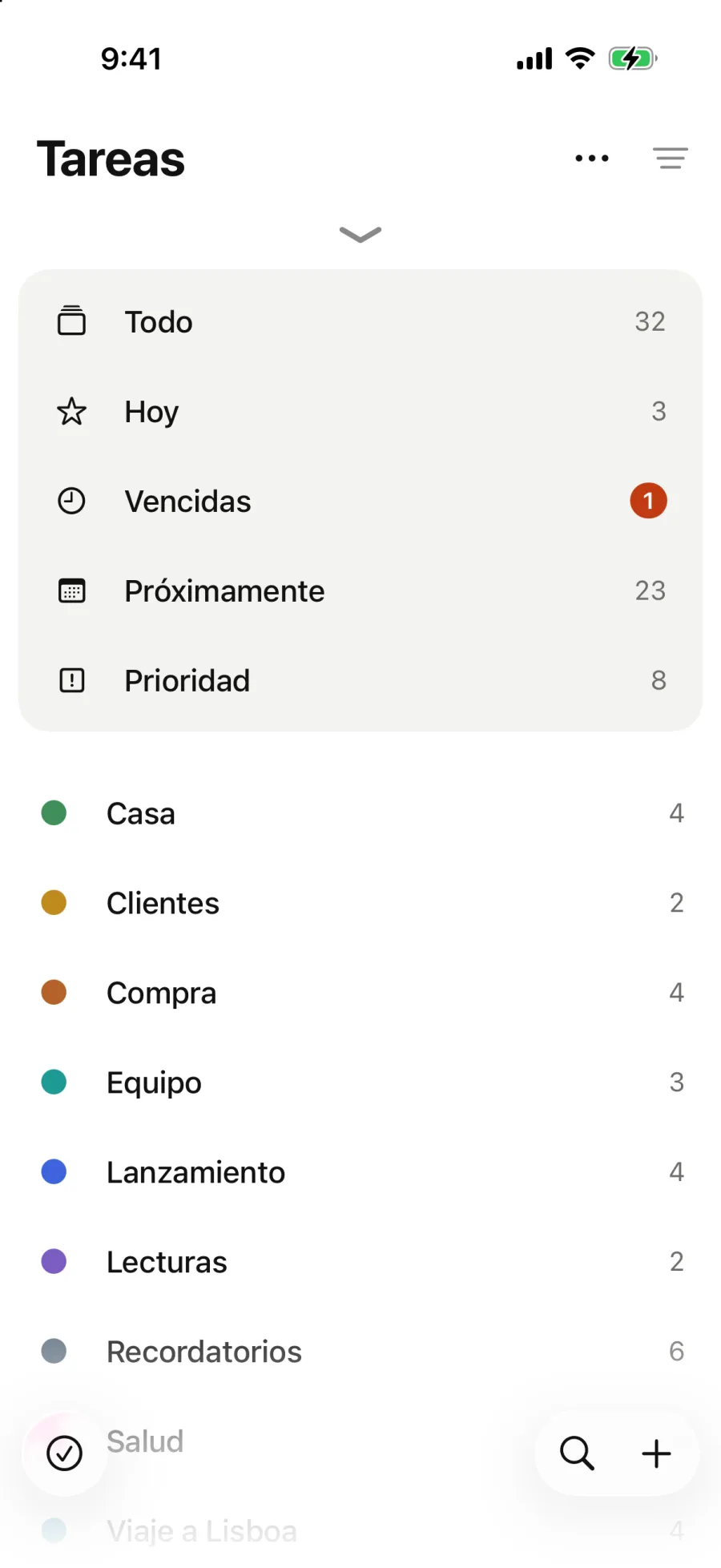 Tareas: Todo, Hoy, Vencidas, Próximamente y Prioridad en una tarjeta sobre las listas. Hoy reúne las tareas del día y la vencida desde el 28 de septiembre. En Vencidas, Mover todo a hoy la trae a hoy. Prioridad reúne las tareas de todas las listas, la alta primero.